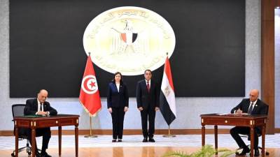  جهاز تنمية المشروعات يتعاون مع وزارة التشغيل والتكوين المهني بتونس الشقيق لتطوير خدمات ريادة الأعمال و تطوير آلياتها التنفيذية 