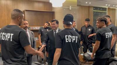  وزير الشباب والرياضة يودّع بعثة منتخب مصر تحت 20 عامًا قبل المشاركة في كأس العالم بتشيلي