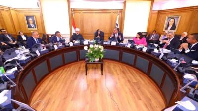 وزيرة التضامن الاجتماعي تترأس اجتماع مجلس إدارة بنك ناصر الاجتماعي بعد إعادة تشكيله