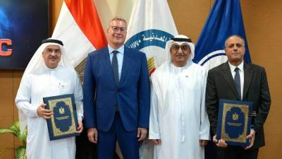 مصر توقع 3 اتفاقيات للبحث عن البترول والغاز باستثمارات 121 مليون دولار