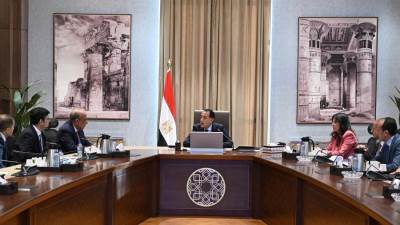 رئيس الوزراء يلتقي مسئولي شركة "سيمنز" الألمانية لبحث سُبل تعزيز التعاون المشترك