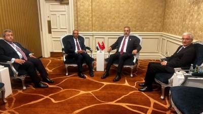 وزير الخارجية يلتقي نظيره التركي على هامش الاجتماع الوزاري التحضيري للقمة العربية الإسلامية الطارئة بالدوحة