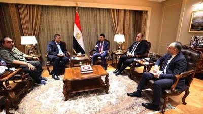 وزير الرياضة يتابع استعدادات مونديال أندية اليد