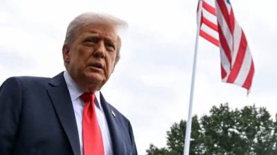 ترامب يدعو إلى خفض "أكبر" لأسعار الفائدة قبيل اجتماع مرتقب للفيدرالي