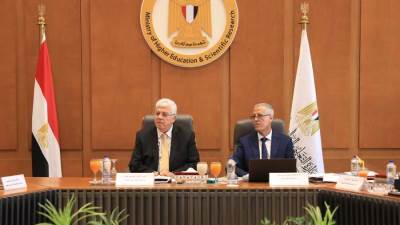 وزير التعليم العالي يترأس اجتماع مجلس الجامعات الأهلية