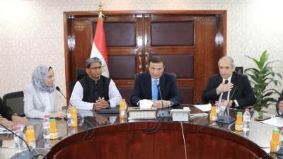 وزير الزراعة يبحث مع وفد هندي رفيع المستوى تعزيز التعاون الزراعي والفرص الاستثمارية المشتركة