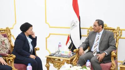 محافظ قنا يستقبل نائب وزير الصحة لمتابعة الخطة العاجلة للسكان والتنمية 2025-2027