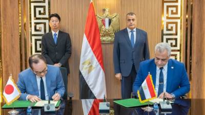 وزير الإنتاج الحربى يشهد مراسم توقيع مذكرة تفاهم مع شركة ميزوها اليابانية