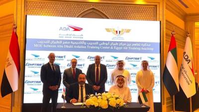 وزير الطيران المدني يشهد توقيع عدة مذكرات تفاهم بين مصر، والإمارات لتعزيز التعاون الاستراتيجي 