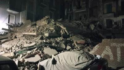 انهيار عقار بحى باب الشعرية دون إصابات وإخلاء عقارين مجاورين