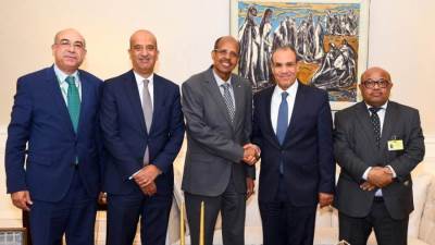 وزير الخارجية يلتقي رئيس مفوضية الاتحاد الإفريقي على هامش أعمال الجمعية العامة للأمم المتحدة