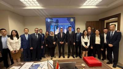 التمثيل التجاري يعقد اجتماعًا مع وفد رفيع من إقليم شيامن ومركز البريكس لبحث فرص الاستثمار في مصر