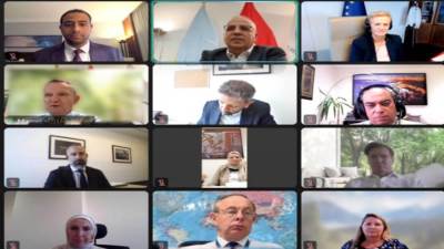 سويلم يعقد اجتماعاً مع مدير عام شئون البيئة بالمفوضية الأوروبية وسفيرة الاتحاد الأوروبي فى مصر