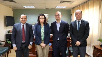 جهاز تنمية المشروعات يتعاون مع (مؤسسة سنغافورة للتعاونSCE) لتبادل الخبرات ونقل التكنولوجيا الحديثة