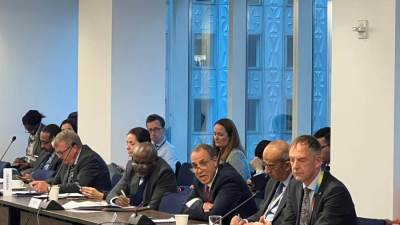 وزير الخارجية يشارك في اجتماع وزاري حول السودان