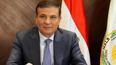 بشرى سارة من وزير الزراعة للمزارعين.. استمرار صرف أسمدة الموسم الصيفي حتى  10 أكتوبر