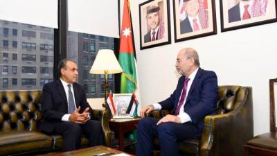 وزير الخارجية يلتقي نظيره الأردني في نيويورك