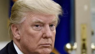 ترامب يلوح برسوم جمركية 100% على الأدوية المستوردة لدعم التصنيع الأمريكي