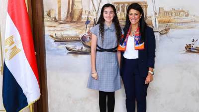 وزيرة التخطيط تحتفي بأصغر سفيرة مصرية في مبادرة «شباب بلد»