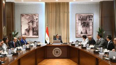 رئيس الوزراء يلتقي مسئولي شركة ""BYD Auto العالمية لاستعراض رؤية الشركة لمستقبل صناعة السيارات الكهربائية في مصر بالتعاون مع مجموعة "المنصور"