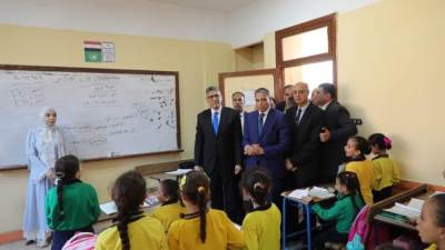 محافظ الجيزة يشدد على مراجعة وسائل الحماية المدنية داخل المدارس