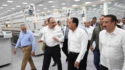رئيس الوزراء يتفقد مصنع "غزل 2" الجديد بشركة مصر شبين الكوم للغزل والنسيج.. ويتابع تجارب بدء التشغيل
