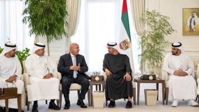 رئيس الامارات يستقبل الوزراء المشاركين في معرض ومؤتمر "جلوبال ريل 2025"