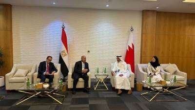 وزير النقل يلتقي وزير النقل والمواصلات والاتصالات البحريني لبحث تدعيم التعاون المشترك