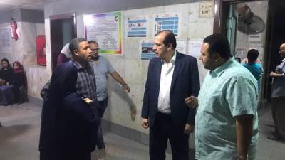 نائب وزير الصحة يجري زيارة تفقدية مفاجئة لمستشفى كفر الزيات بالغربية ويوجه بإجراءات صارمة