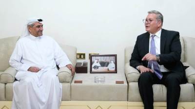 حاكم الفجيرة يستقبل وزير البترول والثروة المعدنية لبحث التعاون بين مصر والإمارات