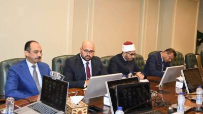 وزير الأوقاف يتابع الانضباط الدعوي والإداري