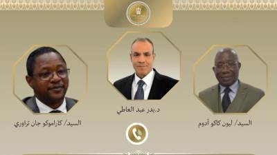 وزير الخارجية يجري اتصالين هاتفيين بوزيري خارجية كوت ديفوار وبوركينا فاسو في إطار جهود حشد الدعم للمرشح المصري لمنصب مدير عام اليونسكو