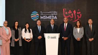 رئيس الوزراء: 15% من العارضين المتواجدين في معرض تراثنا يصدرون منتجاتهم وأصبحوا مصدراً للعملة الصعبة