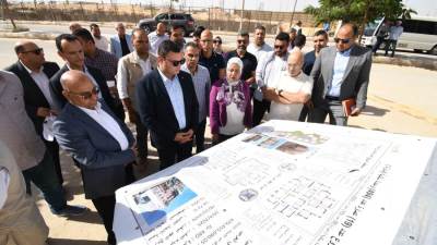 وزير الإسكان يتفقد أعمال تنفيذ وحدات "ديارنا" بمدينة أكتوبر الجديدة