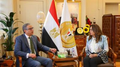 وزيرة التنمية تبحث مع محافظ الفيوم تنفيذ المشروعات التنموية والخدمية وجهود تطوير المحميات الطبيعية