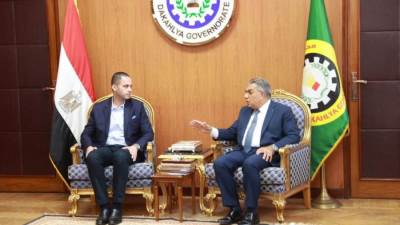 نائب وزير الصحة يبحث مع محافظ الدقهلية التعاون في تطوير المنظومة الصحية بالمحافظة