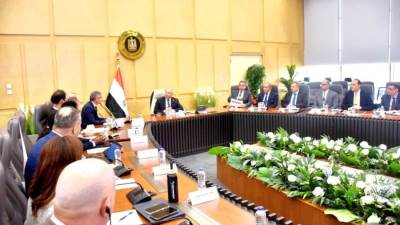 وزير الصناعة يلتقي وفد البنك الدولى لمتابعة عدد من المشروعات الجاري تنفيذها والتعاون المستقبلي