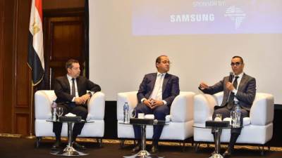 وزيرا المالية والاستثمار: القطاع الخاص المصرى مرن وإيجابي وقادر على التطور والنمو والمنافسة محليًا ودوليًا