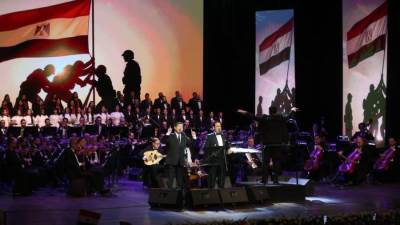  وزارة الثقافة تحتفل بالذكرى الثانية والخمسين لانتصارات السادس من أكتوبر بمشاركة نجوم الغناء العربي بدار الأوبرا المصرية وسط حضور جماهيري كبير 