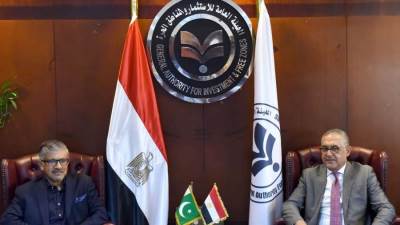 السفير الباكستاني بالقاهرة: نسعى إلى تعميق الشراكة الاستثمارية بين مجتمعي الأعمال في البلدين