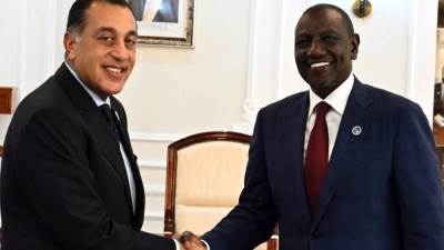 رئيس كينيا يعرب عن تقديره للرئيس السيسي وجهود مصر في التوصل لوقف إطلاق نار بقطاع غزة