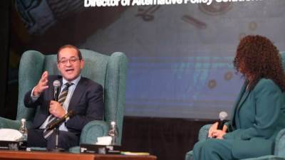 وزارة المالية أصبحت تسدد أكثر مما تقترض.. الدين الخارجى للموازنة انخفض ٣ مليارات دولار خلال عامين