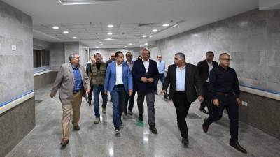 رئيس الوزراء يتفقد مشروع مستشفى "طوخ" المركزي