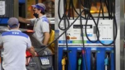 أسعار البنزين والسولار صباح اليوم الأحد 12 أكتوبر 2025 فى محطات الوقود