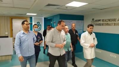رئيس هيئة الرعاية الصحية يتفقد المنشآت الصحية التابعة للهيئة بجنوب سيناء للاطمئنان على جاهزية المستشفيات ضمن خطة التأمين الطبي لقمة شرم الشيخ للسلام 