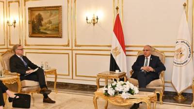 الدكتور سويلم يلتقي المبعوث الفنلندي للمياه ضمن فعاليات "أسبوع القاهرة الثامن للمياه"