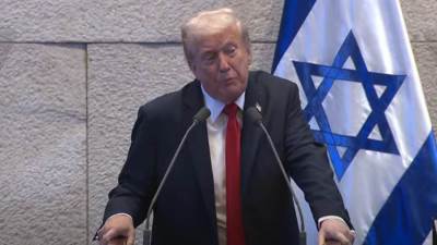 ترامب أمام الكنيست: إننا أمام فجر لشرق أوسط جديد وانتصار للعالم وإسرائيل عندما نتعاون لتحقيق السلام 