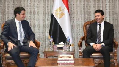 وزير الشباب والرياضة يلتقي الأمين العام المساعد للأمم المتحدة لشئون الشباب لبحث سبل تعزيز التعاون في تمكين الشباب والتنمية المستدامة