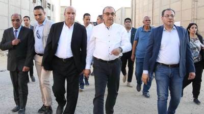وزير قطاع الأعمال العام يجري جولة تفقدية بشركة "ميراتكس" للغزل والنسيج"