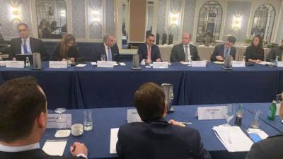 وزير الاستثمار يشارك في مائدة مستديرة بواشنطن نظمها مجلس الأعمال للتفاهم الدولي (BCIU)